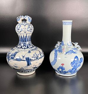 Two Chinese Blue and White Glazed Porcelain Articles
