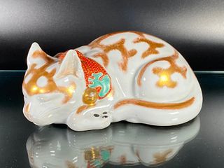 Japanese Vintage Kutani Porcelain Cat Sculpture