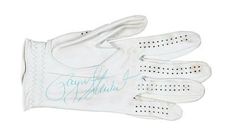 Payne Stewart 1990's Match Used and Signed Golf Glove MEARS & Beckett COA