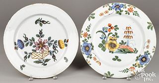 Two English Delft Fazakerley chargers