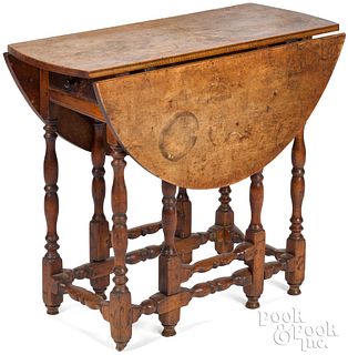 New England William and Mary gateleg table