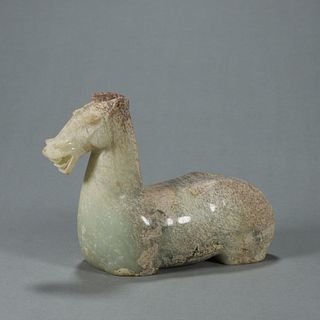 A Hetian jade horse ornament