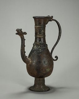 A dragon head copper pot