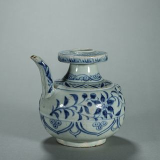 A blue and white flower porcelain pot