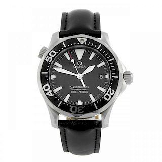 OMEGA - a mid-size Seamaster wrist watch. Stainless steel case with calibrated bezel. Numbered 59003