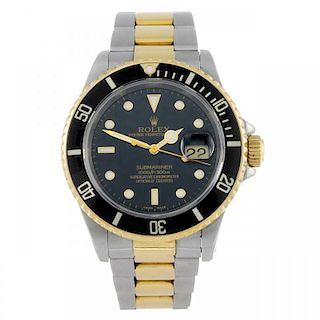 ROLEX - a gentleman's Oyster Perpetual Submariner bracelet watch. Circa 1989. Stainless steel case w