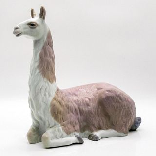 Llama Resting 1004562 - Lladro Porcelain Figurine