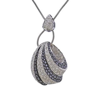 18k Gold Black Diamond Pendant Necklace