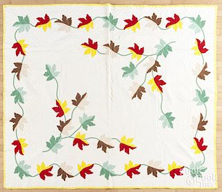 Appliqué oak leaf quilt, ca. 1930, 88'' x 76''.