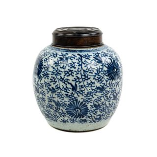 Chinese Blue & White Floral Ginger Jar with Wood Cover