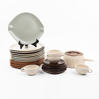 (29)pc Raymor by Roseville Pottery Tableware Set 