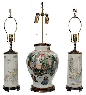 Finely Enameled Vase, Pair Famille verte cylinder-form hat stands - 搪瓷花瓶，一对绿色圆筒帽架