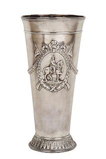 A RUSSIAN SILVER PRESENTATION VASE, CYRILLIC MAKERS MARK OF N. BOBIR, RETAILED BY MOROZOV AND MARKED WITH THE IMPERIAL WARRANT, ST. PETERSBURG, 1908-1