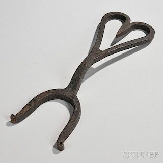 Wrought Iron Heart-shaped Boot Jack