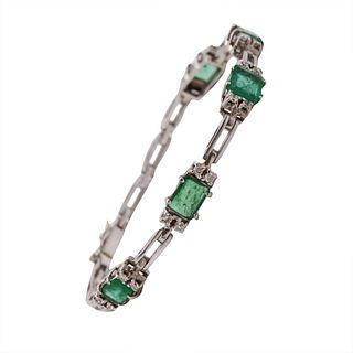 Diamonds, Emeralds & 18k gold Bracelet