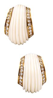 Charles Turi 18 kt gold earrings with 2.42 Cts in diamonds and white coral