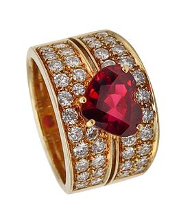 Gia Certified Cocktail Ring in 18 kt Gold With 4.11 Cts Ruby and Diamonds