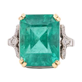 Emerald & Diamonds Platinum & 18k Gold Ring