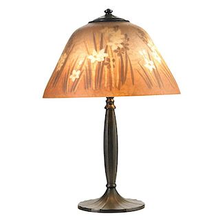 HANDEL Table lamp, daffodil shade