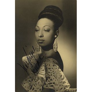 Josephine Baker Signed Photograph