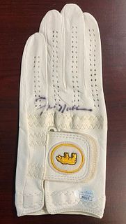 Jack Nicklaus Signed Golf Glove (JSA COA)