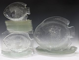25) MOLDED COLORLESS GLASS FISH SERVICE, ASSEMBLED