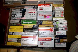 275 rounds of 12gauge buckshot, 3" and 3 1/2" various makes Federal, Winchester, Remington, Etc