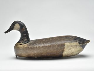 Very rare Canada goose, Joseph Crumb, Oyster, Virginia, 1st quarter 20th century.
