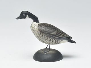 Miniature Canada goose, Elmer Crowell, East Harwich, Massachusetts, 2nd quarter 20th century.