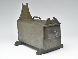 Gunning box, believed to be Gus Moak's personal gunning box, Tustin, Wisconsin.