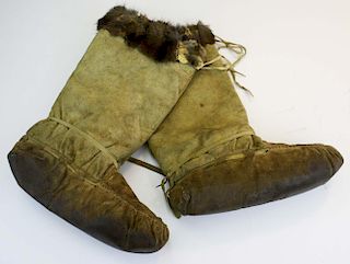 Chippewa men's hide & fur winter boots, length 11”, ht 14”