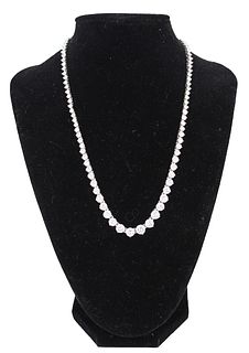 14K White Gold Graduated Necklace