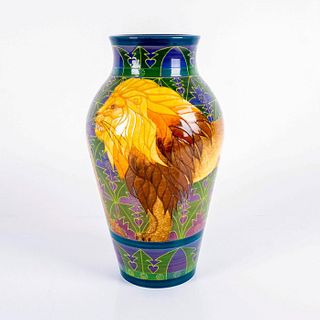 Dennis China Works Limited Exhibition Vase Lions
