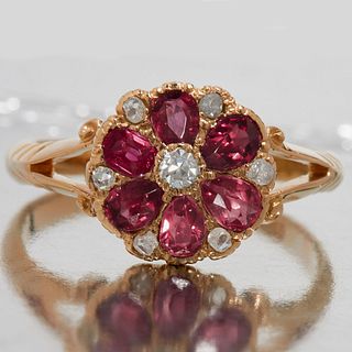 RUBY AND DIAMOND FLORAL CLUSTER RING