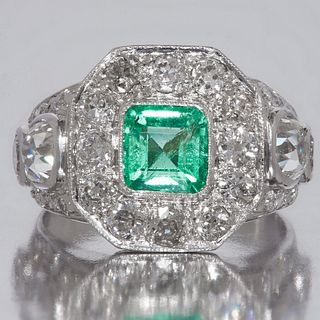 IMPORTANT ART-DECO CERTIFICATED COLOMBIAN EMERALD AND DIAMOND RING