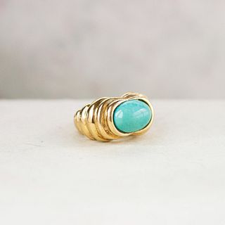 14k Vintage Turquoise & Scalloped Gold Ring