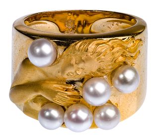 18k Yellow Gold and Pearl Ring