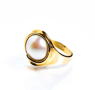 Modern Mabe Pearl 14K Ring