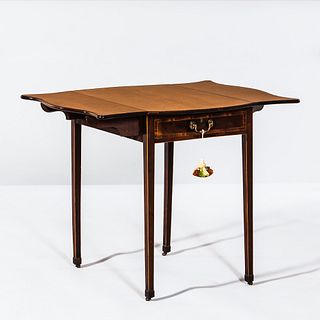 Mahogany Crossbanded Drop-leaf Occasional Table