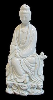 Quanyin Dehua Statue