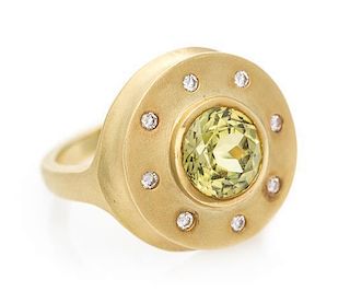 An 18 Karat Yellow Gold, Mali Garnet and Diamond Ring, 6.50 dwts.