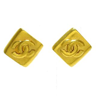 CHANEL Gold Hardware Clip On Earrings