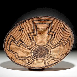 Apache Basketry Tray From the Collection of John O. Behnken, Georgia 