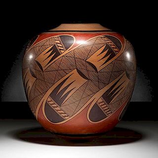 Rachel Sahmie Nampeyo (Hopi, b. 1956) Pottery Jar 