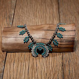 Zuni Petite-Point Turquoise Necklace 