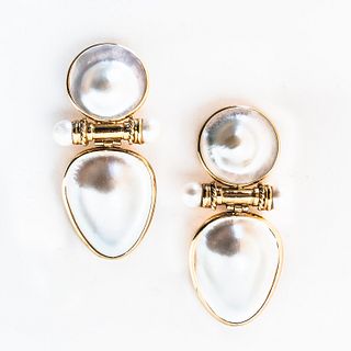 MAZ 14kt Gold and Mabe Pearl Earrings