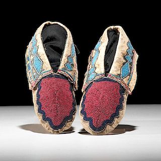 Delaware Beaded Hide Moccasins From the Collection of Jim Ritchie (1938 - 2015), Toledo, Ohio 