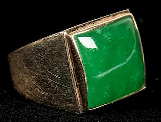 14 Kt. Gold and Jadeite Ring