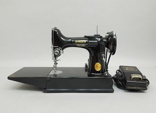 Singer 221 Featherweight Sewing Machine with Case.
