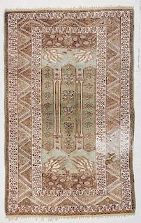 Antique Ghiordes Rug: 4'4" x 6'10" (132 x 208 cm)